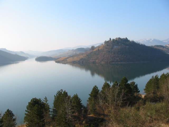 Il lago di Castreccioni